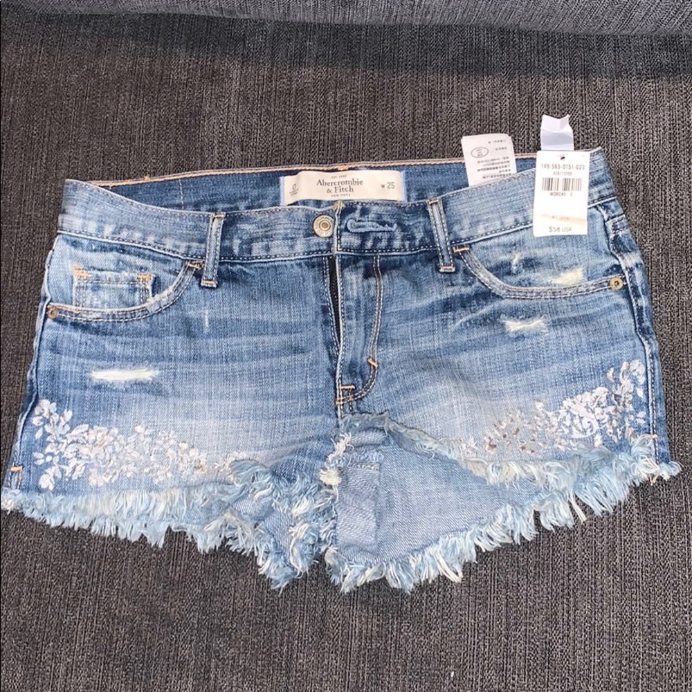 Abercrombie Jean shorts mid rise